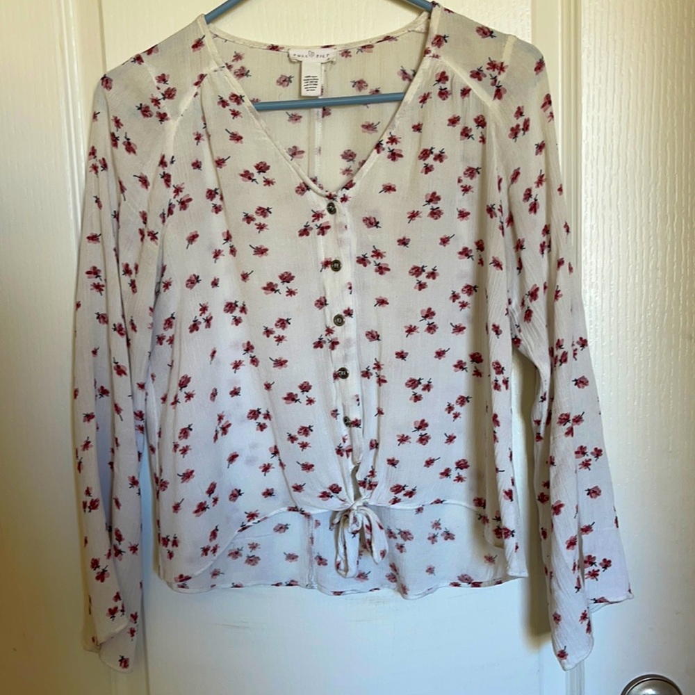 Floral blouse!